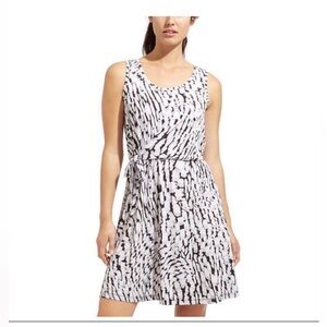 Athleta Sweet Saturday‎ Faux Wrap Dress - size large
